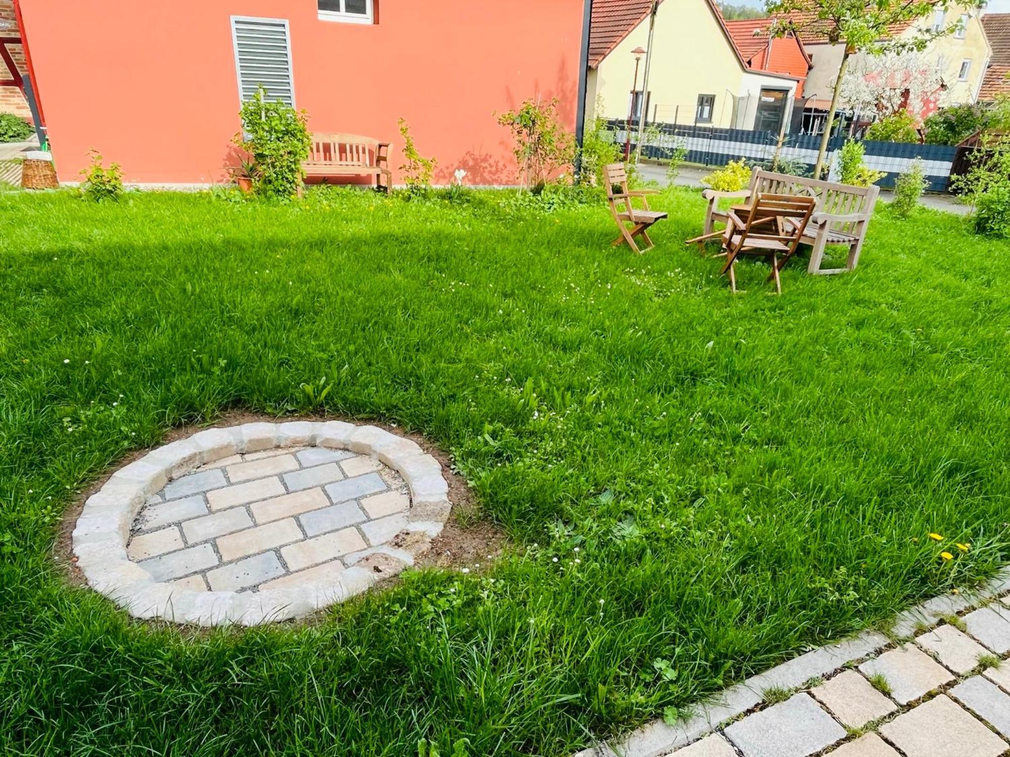 ホテル Altes Pfarrhaus Neustaedt Neustadt  エクステリア 写真